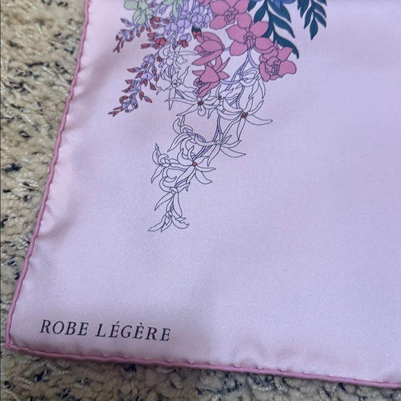 Hermes Floral Horse Silk Scarf Carre Robe Legere - Picture 3 of 8